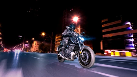 MT-07 Pure resim