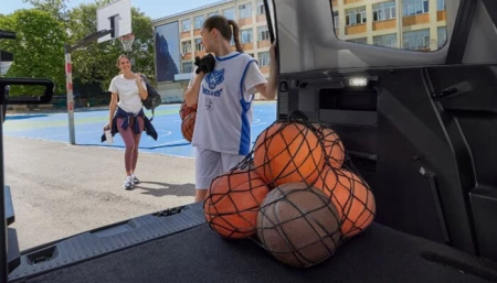 Tourneo Courier resim