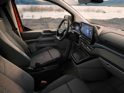 Tourneo Custom resim