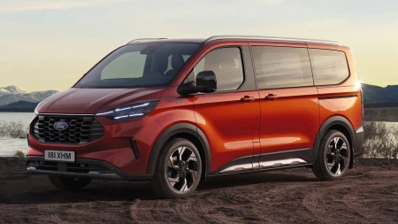 Tourneo Custom resim