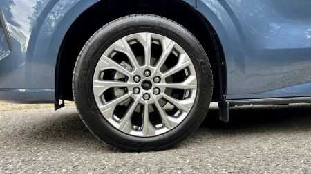 Tourneo Custom resim