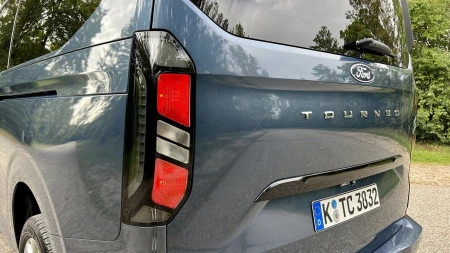 Tourneo Custom resim