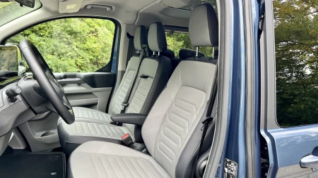 Tourneo Custom resim