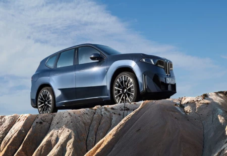 Yeni BMWiX3