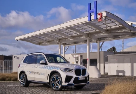 BMW Yakıt Hücreli EV Prototip Üretimine Başladı