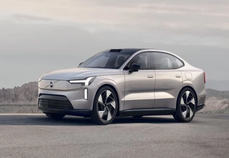 Volvo ES90 Üretim Bandına Girdi