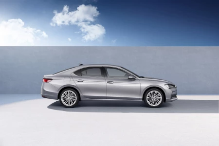 Superb PHEV