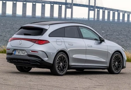 Mercedes Station Wagonu Elektriklendirdi