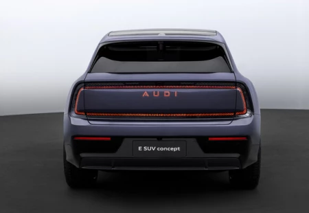 AUDI E-SUV