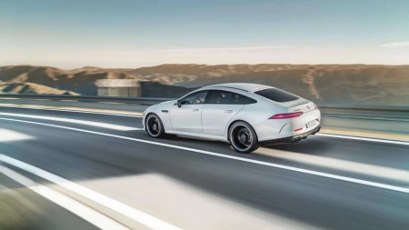 AMG GT 4 Kapı Coupe resim