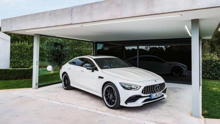 AMG GT 4 Kapı Coupe resim