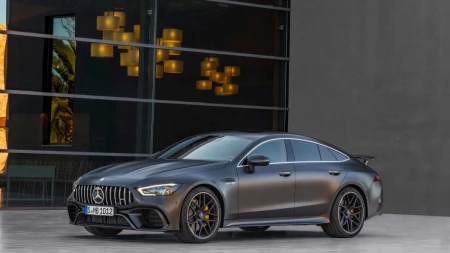 AMG GT 4 Kapı Coupe resim