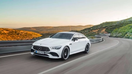 AMG GT 4 Kapı Coupe resim