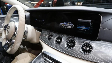 AMG GT 4 Kapı Coupe resim