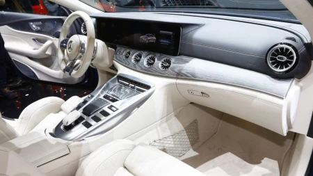 AMG GT 4 Kapı Coupe resim