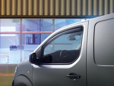 Vivaro Cargo resim