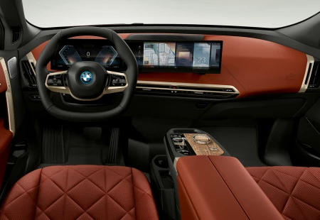 BMW Efsanesi Olacak iX Modeli Tanıtıldı