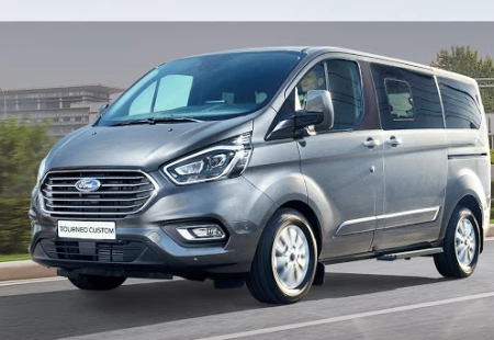 Ford Transit Hızlı Bir Şekilde Yol Alıyor