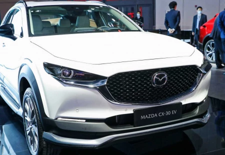 Çin'e Özel Elektrikli Crossover: Mazda CX-30