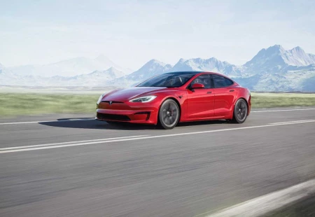 Makyajlı Tesla Model S 3 Haziran’da Teslim Edilecek