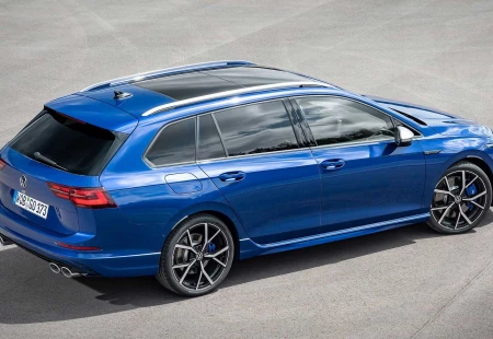 2021 Volkswagen Golf R Performansı Kullanışlılıkla Buluşuyor