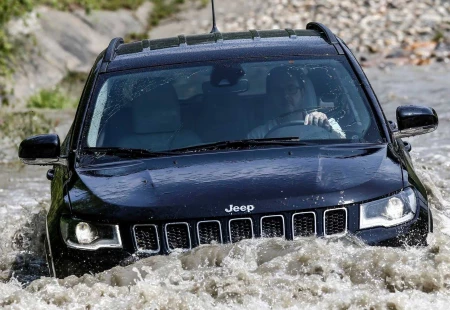 Jeep'in Küçük SUV Modeli Elektrikli Olacak