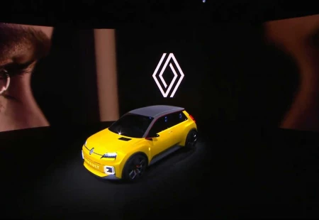 Renault ZOE Yerini R5’e Bırakacak!