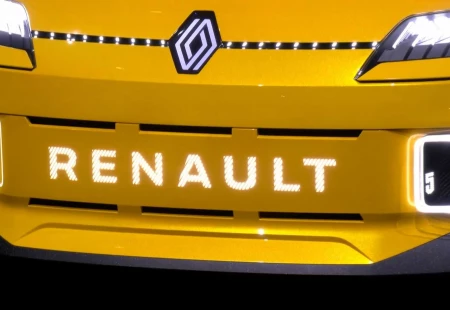 Renault ZOE Yerini R5’e Bırakacak!