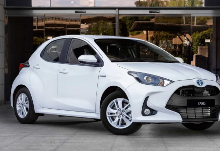 Toyota Yaris, İspanya'da Hafif Ticari Araca Dönüşecek