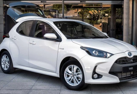 Toyota Yaris, İspanya'da Hafif Ticari Araca Dönüşecek