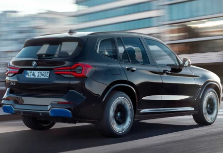 2022 Makyajlı BMW iX3 Yeni Özellikleri İle Tanıtıldı