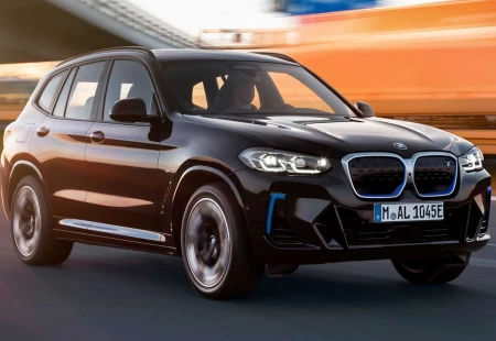 2022 Makyajlı BMW iX3 Yeni Özellikleri İle Tanıtıldı