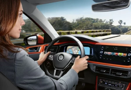 2021 Volkswagen Polo İç tasarımı ve Genişliği İle Büyülüyor