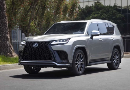 Yeni Lexus LX 600 Şahane Özellikleriyle Geliyor