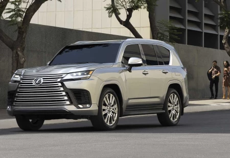 Yeni Lexus LX 600 Şahane Özellikleriyle Geliyor