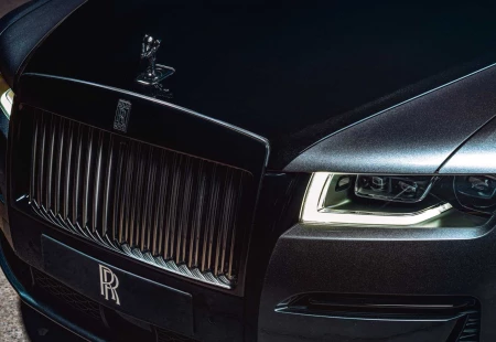 Yeni Rolls-Royce Ghost Black Badge Tanıtıldı