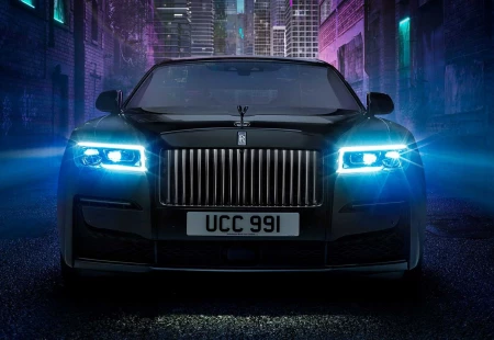 Yeni Rolls-Royce Ghost Black Badge Tanıtıldı