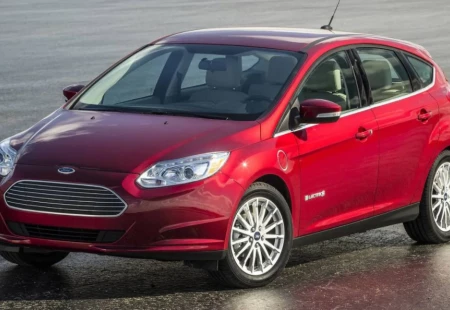 Ford Focus Electric Geri mi Dönüyor