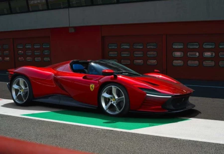 Ferrari Daytona SP3 Saniyeler İçinde Satıldı!