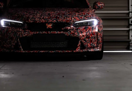 Honda Civic Type R'dan Yeni Teaser Görüntüleri