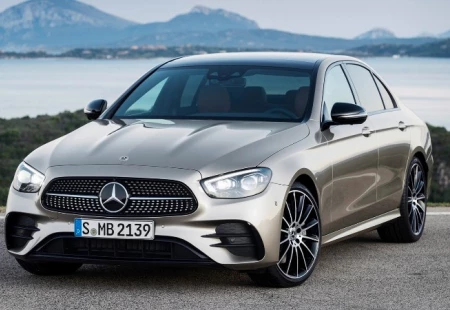 Mercedes-Benz E-Serisi Büyüleyici Tasarımı İle Karşımıza Çıkıyor