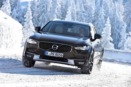 V90 Cross Country Hibrit