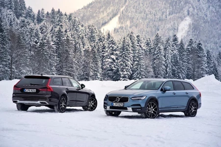 V90 Cross Country Hibrit