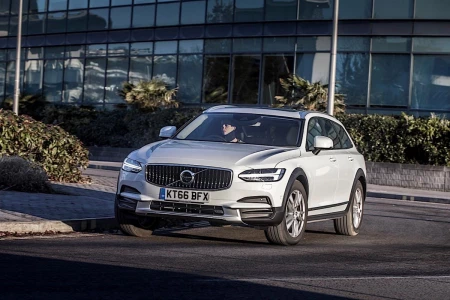 V90 Cross Country Hibrit