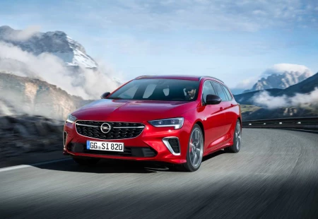 Opel Insignia, 2024 Yılında SUV Bir Model Olabilir!