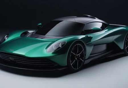 Aston Martin’nin Yeni Süper Arabası Valhalla