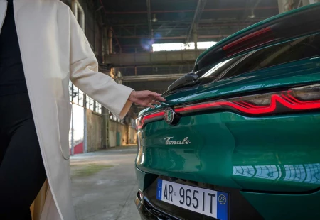 Alfa Romeo'nun ilk "elektriklisi" Olacak! Tonale İle Tanışın!