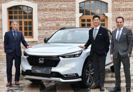 Honda HR-V Hibritlendi