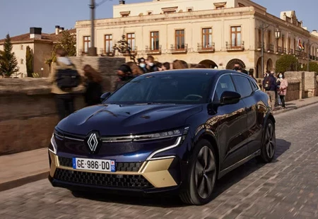 Renault Megane E-Tech Güvenlikten Geçti!