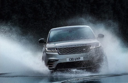 Range Rover Velar resim